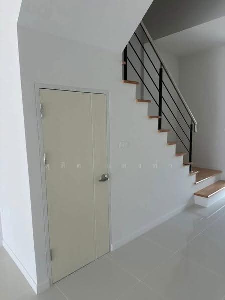 ให้เช่าอาคารพาณิชย์ ม.เอส อเวนิว บ่อวิน ศรีราชา, Chon Buri (Pattaya), Bo Win, Si Racha, Chon Buri (Pattaya), , 120 sqm, Shophouse For Rent, by Dusit Saengfa, 500634043 - DDproperty.com