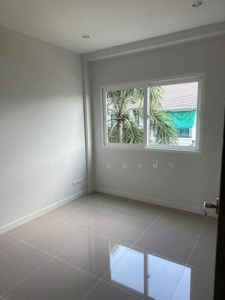 ให้เช่าอาคารพาณิชย์ ม.เอส อเวนิว บ่อวิน ศรีราชา, Chon Buri (Pattaya), Bo Win, Si Racha, Chon Buri (Pattaya), , 120 sqm, Shophouse For Rent, by Dusit Saengfa, 500634043 - DDproperty.com