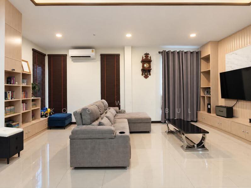 Baan Pruksa 20 Lumlukka Klong 2, Pathum Thani, Soi Lam Luk Ka 11, Khu Khot, Lam Luk Ka, Pathum Thani, 5 Bedrooms, 500 sqm, Townhouse For Sale, by CHAWALIT KONGSAKPAIBUL, 500634062 - DDproperty.com