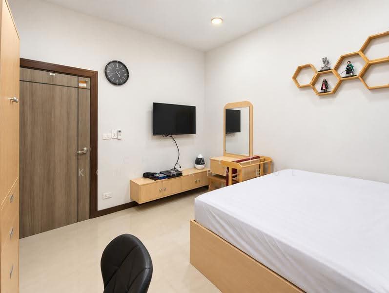 Baan Pruksa 20 Lumlukka Klong 2, Pathum Thani, Soi Lam Luk Ka 11, Khu Khot, Lam Luk Ka, Pathum Thani, 5 Bedrooms, 500 sqm, Townhouse For Sale, by CHAWALIT KONGSAKPAIBUL, 500634062 - DDproperty.com