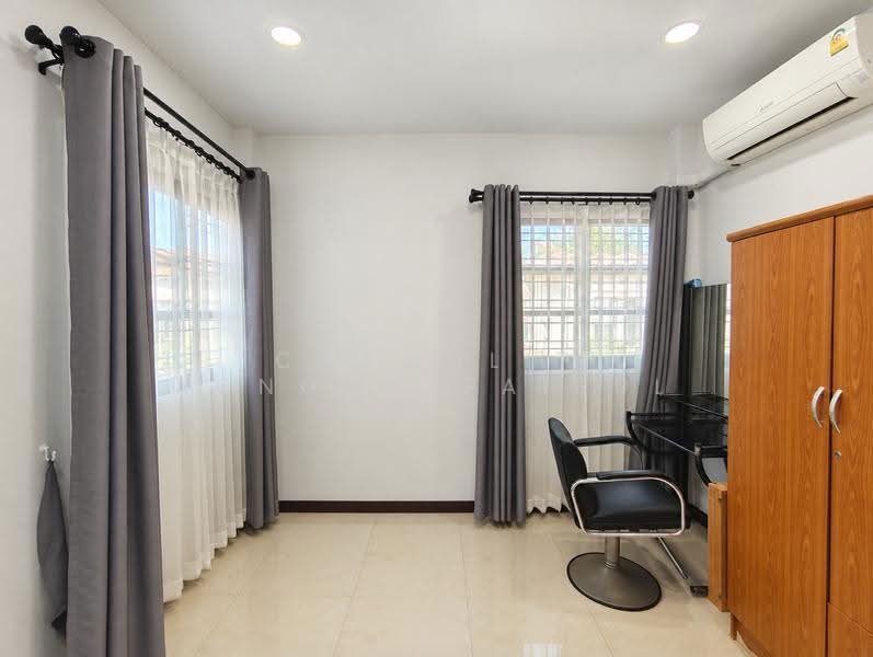 Baan Pruksa 20 Lumlukka Klong 2, Pathum Thani, Soi Lam Luk Ka 11, Khu Khot, Lam Luk Ka, Pathum Thani, 5 Bedrooms, 500 sqm, Townhouse For Sale, by CHAWALIT KONGSAKPAIBUL, 500634062 - DDproperty.com
