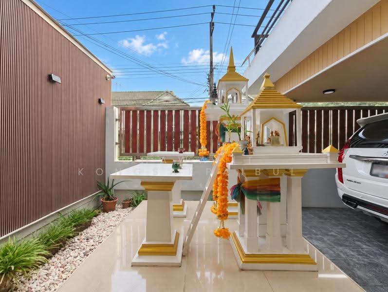 Baan Pruksa 20 Lumlukka Klong 2, Pathum Thani, Soi Lam Luk Ka 11, Khu Khot, Lam Luk Ka, Pathum Thani, 5 Bedrooms, 500 sqm, Townhouse For Sale, by CHAWALIT KONGSAKPAIBUL, 500634062 - DDproperty.com