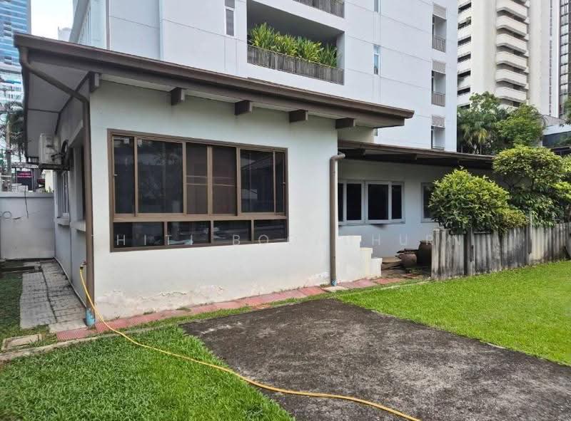 House with land for rent, prime location for business, near BTS Asok, Bangkok, Khlongtoei Nua, Watthana, Bangkok, 3 Bedrooms, 400 sqm, Single Detached House For Rent, by Thiti Boonchurn, 500634070 - DDproperty.com
