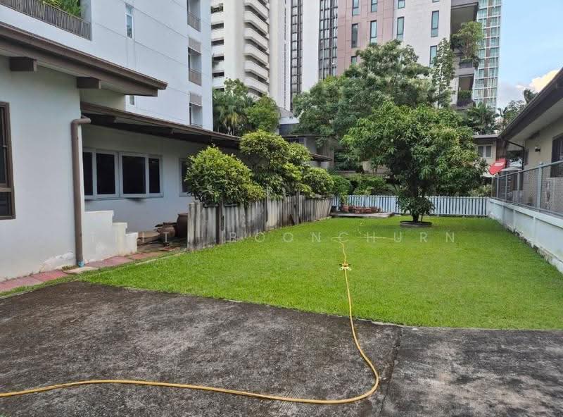 House with land for rent, prime location for business, near BTS Asok, Bangkok, Khlongtoei Nua, Watthana, Bangkok, 3 Bedrooms, 400 sqm, Single Detached House For Rent, by Thiti Boonchurn, 500634070 - DDproperty.com
