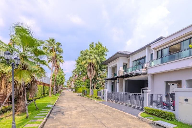 Grand Bangkok Boulevard Sathorn : แกรนด์ บางกอก บูเลอวาร์ด สาทร, กรุงเทพ, 48 93 ซอย 15, บางแค, กรุงเทพ, 348 ตร.ม., บ้านเดี่ยว ขาย, โดย อดิเทพ ภระมรทัต, 500634071 - DDproperty.com