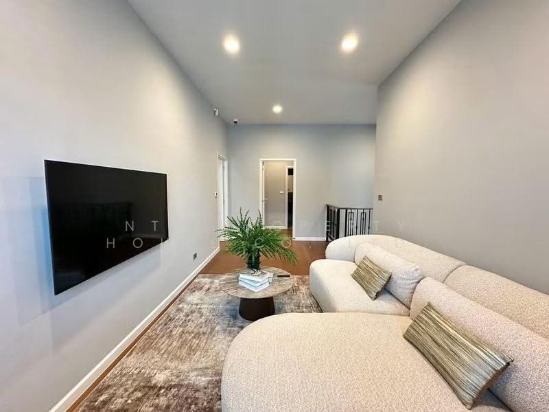 ELSE Bearing 32, Samut Prakan, Soi Bearing 32, Samrong Nuea Subdistrict, Mueang District, Samut Prakan Province, Samrong Nua, Muang Samut Prakarn, Samut Prakan, 5 Bedrooms, 417 sqm, Single Detached House For Rent, by NTG Property House Co.,Ltd., 500634079 - DDproperty.com
