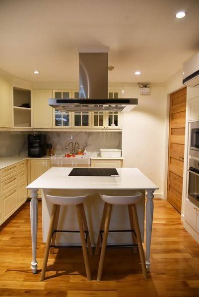 Watermark Chaophraya, Bangkok, Soi Charoennakorn 39-41, Charoennakorn Road, Bang Lam Phu Lang, Khlong San, Bangkok, 4 Bedrooms, 284 sqm, Condo For Sale, by Nichapa Nuntapun, 500634081 - DDproperty.com