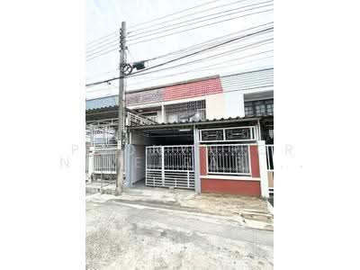 ขาย - ขายทาวน์เฮ้าส์ : จรัญสนิทวงศ์ 32, กรุงเทพ
