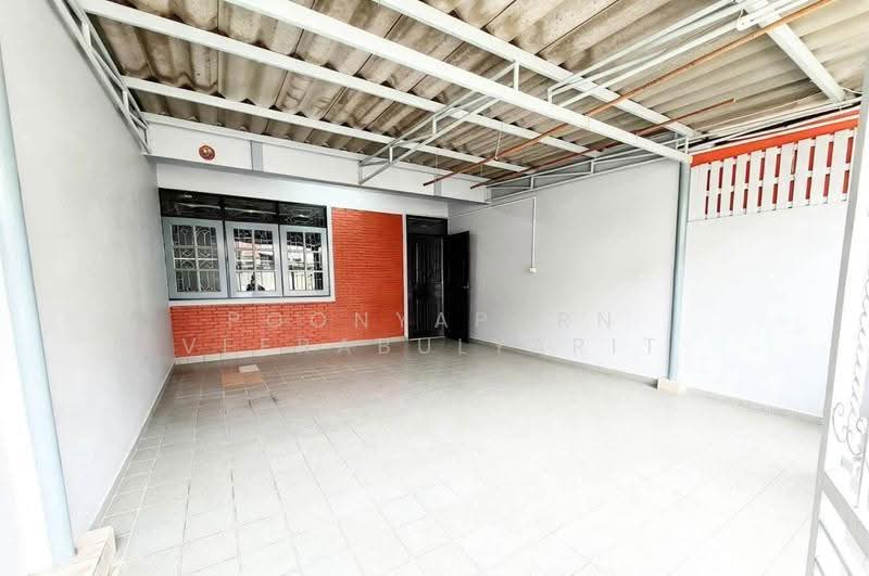 ขายทาวน์เฮ้าส์ : จรัญสนิทวงศ์ 32, Bangkok, จรัญสนิทวงศ์, Siri Rat, Bangkok Noi, Bangkok, 3 Bedrooms, 176 sqm, Townhouse For Sale, by Poonyaporn Veerabulyarit, 500634117 - DDproperty.com
