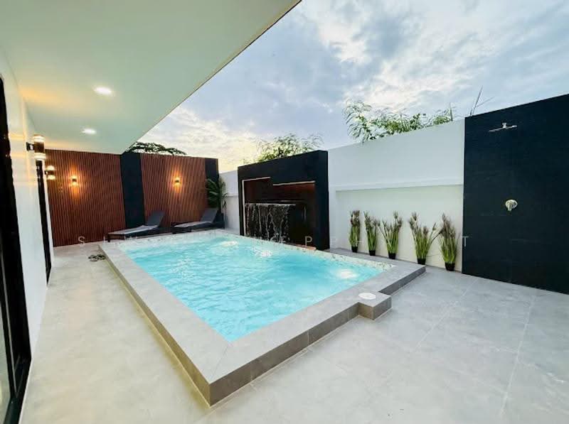 Luxury 5 Bed Villa for Rent 150k in South Pattaya, Chon Buri (Pattaya), Chaiyapruek Road, Nong Pru, Bang Lamung (Pattaya), Chon Buri (Pattaya), 5 Bedrooms, 390 sqm, Villa For Rent, by Siwas Thepphabut, 500634130 - DDproperty.com