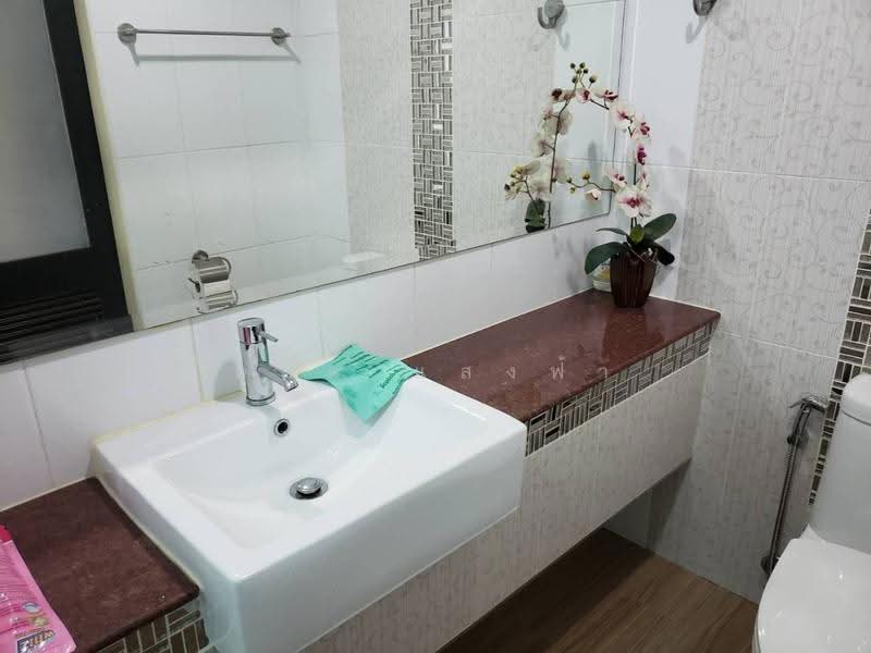 Ladda Condo View, Chon Buri (Pattaya), Cherm Chom Phon Road, Si Racha, Chon Buri (Pattaya), 1 Bedroom, 33 sqm, Condo For Rent, by Dusit Saengfa, 500634163 - DDproperty.com