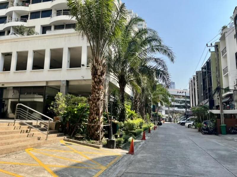 Supalai Place Sukhumvit 39, Bangkok, 175-179 Soi Sukhumvit 39 Sukhumvit Road, Khlong Tan Nua, Watthana, Bangkok, 2 Bedrooms, 74 sqm, Condo For Rent, by Forty-Six Real Estate Group, 500634170 - DDproperty.com