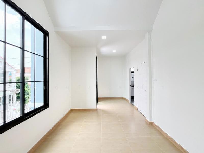 Wararak Rangsit Klong 3, Pathum Thani, Khlong Sam, Khlong Luang, Pathum Thani, 3 Bedrooms, 120 sqm, Townhouse For Sale, by พิมพ์นภัส ภูธนภัทร, 500634180 - DDproperty.com
