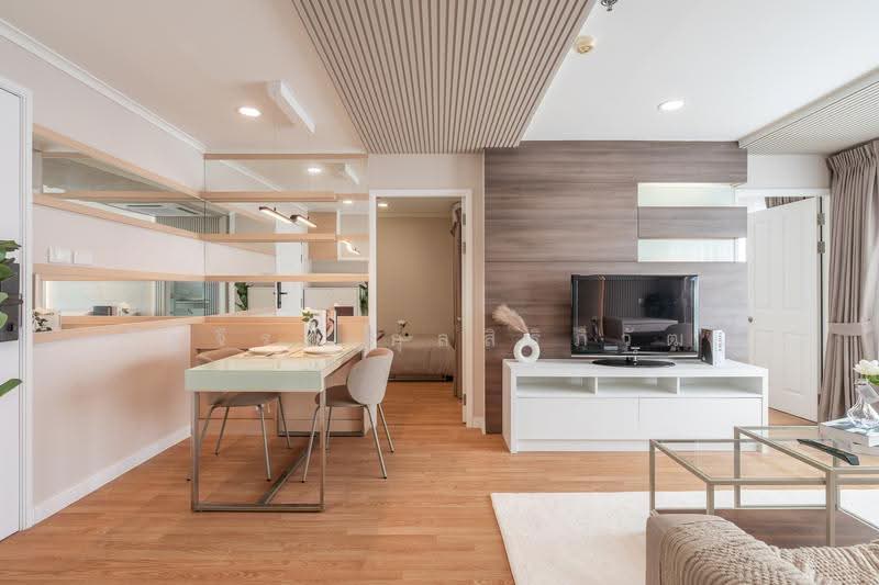 Lumpini Park Pinklao, Bangkok, 618 Boromarajonani Road, Bang Bamru, Bang Phlat, Bangkok, 2 Bedrooms, 56 sqm, Condo For Sale, by ณัฐจีรา กุลสิริภิวัฒน์, 500634191 - DDproperty.com