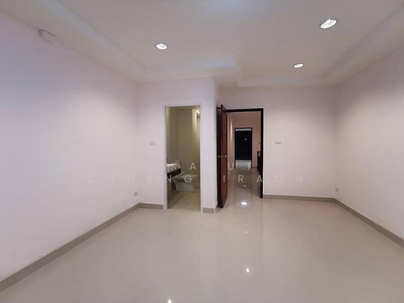4-Storey Home Office for Rent | Phahonyothin 56, Saimai, Bangkok, กรุงเทพ, พหลโยธิน, สายไหม, กรุงเทพ, 250 ตร.ม., ทาวน์เฮ้าส์ ให้เช่า, โดย Jiravut Choengvirach, 500634193 - DDproperty.com