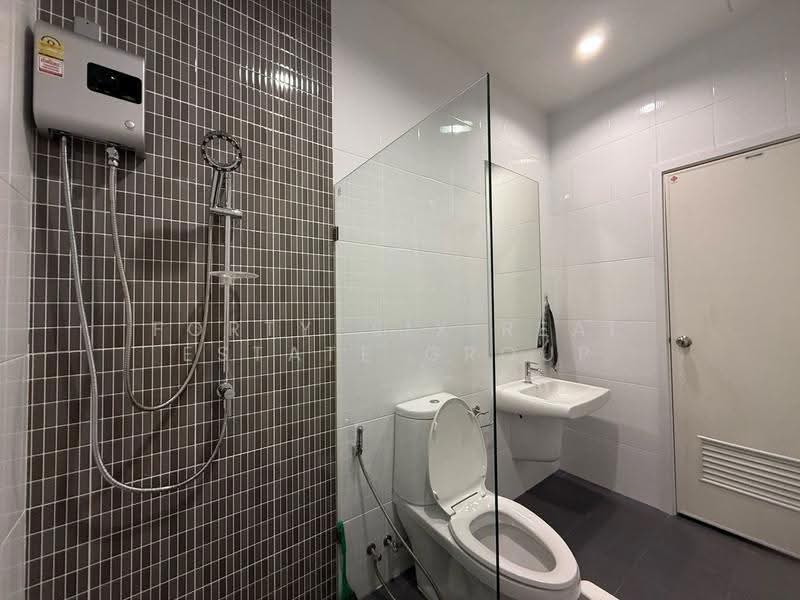 The Canvas Sukhumvit-Samrong, Samut Prakan, Thang Rotfai Sai Kao Paknam Road, Sam Rong, Phra Pra Daeng, Samut Prakan, 3 Bedrooms, 160 sqm, Townhouse For Sale, by Forty-Six Real Estate Group, 500634205 - DDproperty.com