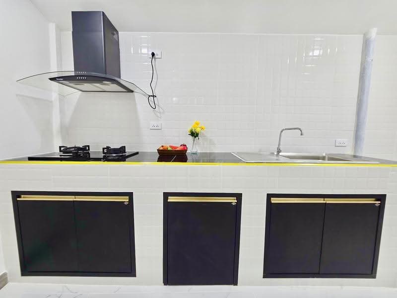 หมู่บ้านซิตี้ทาวน์โฮม, กรุงเทพ, ลาดพร้าว80, วังทองหลาง, กรุงเทพ, 180 ตร.ม., ทาวน์เฮ้าส์ ขาย, โดย รัตนา (หญิง) ประสพสุข, 500634251 - DDproperty.com