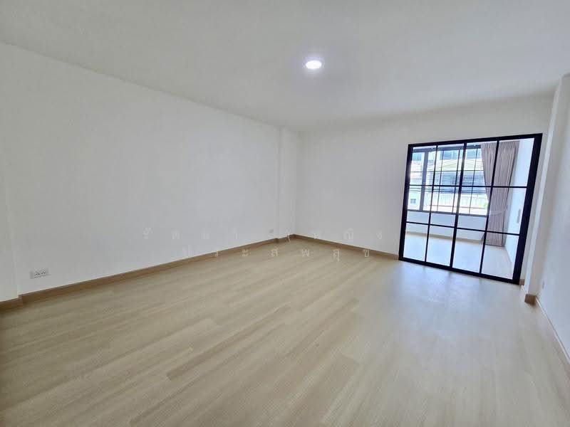 หมู่บ้านซิตี้ทาวน์โฮม, กรุงเทพ, ลาดพร้าว80, วังทองหลาง, กรุงเทพ, 180 ตร.ม., ทาวน์เฮ้าส์ ขาย, โดย รัตนา (หญิง) ประสพสุข, 500634251 - DDproperty.com