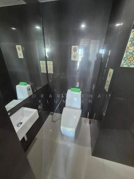 Rhythm Sukhumvit 50, Bangkok, 8 Sukhumvit 50, Sukhumvit Road, Phra Kanong, Khlong Toei, Bangkok, 1 Bedroom, 45 sqm, Condo For Rent, by Woraruethai Klumbun, 500634264 - DDproperty.com