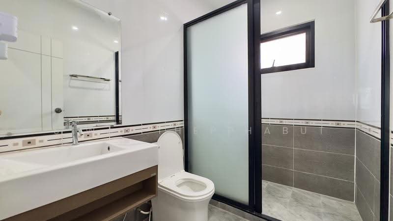 Modern 4 Bed Villa for Rent 48k in The Lake, Huai Yai, Chon Buri (Pattaya), The Lake Huai Yai, Huai Yai, Bang Lamung (Pattaya), Chon Buri (Pattaya), 4 Bedrooms, 250 sqm, Villa For Rent, by Siwas Thepphabut, 500634309 - DDproperty.com
