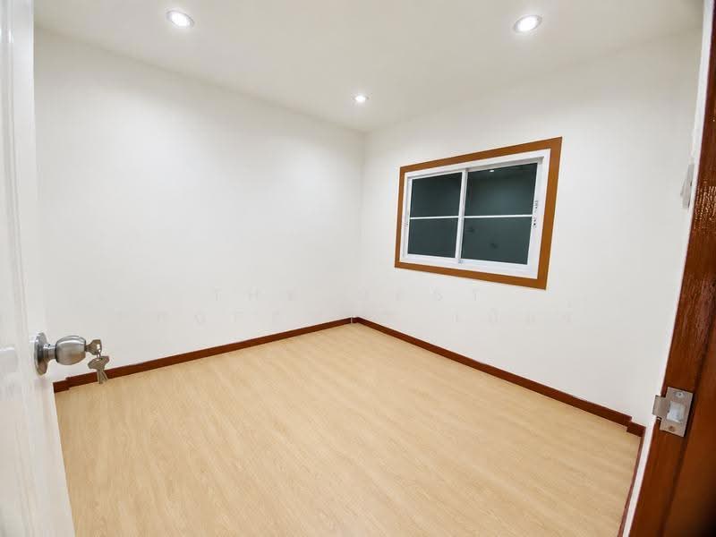 Baan Buathong 4, Nonthaburi, Ban Kluay-Sai Noi Road, Phimonrat, Bang Bua Thong, Nonthaburi, 2 Bedrooms, 100 sqm, Townhouse For Sale, by The Best Property เบียร์, 500634318 - DDproperty.com
