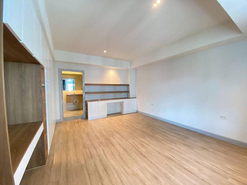 Villa Bajaj, Bangkok, Soi Sukhumvit 19, Khlongtoei Nua, Watthana, Bangkok, 2 Bedrooms, 160 sqm, Condo For Rent, by Woraruethai Klumbun, 500634319 - DDproperty.com