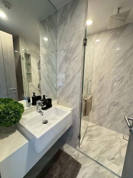 Coco Parc, Bangkok, 1150  Rama 4 Road, Khlong Toei, Bangkok, 3 Bedrooms, 102 sqm, Condo For Rent, by Woraruethai Klumbun, 500634415 - DDproperty.com