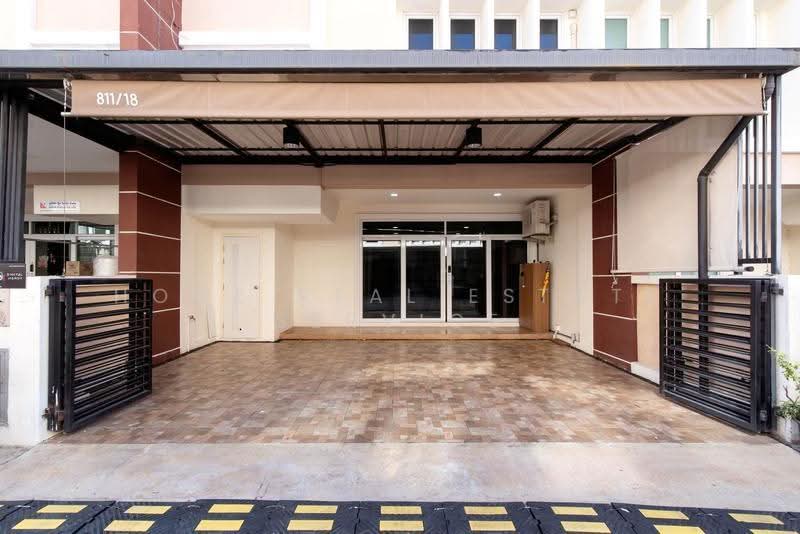 ปรัชญาโฮม สาธุประดิษฐ์ 34, Bangkok, Chong Nonsi, Yan Nawa, Bangkok, 3 Bedrooms, 200 sqm, Townhouse For Sale, by HOME Real Estate Service, 500634429 - DDproperty.com