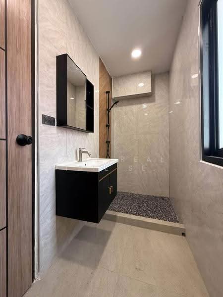 สินทรัพย์นคร พุทธมณฑลสาย 2, Bangkok, Bang Kae Nua, Bang Khae, Bangkok, 4 Bedrooms, 300 sqm, Single Detached House For Sale, by HOME Real Estate Service, 500634435 - DDproperty.com