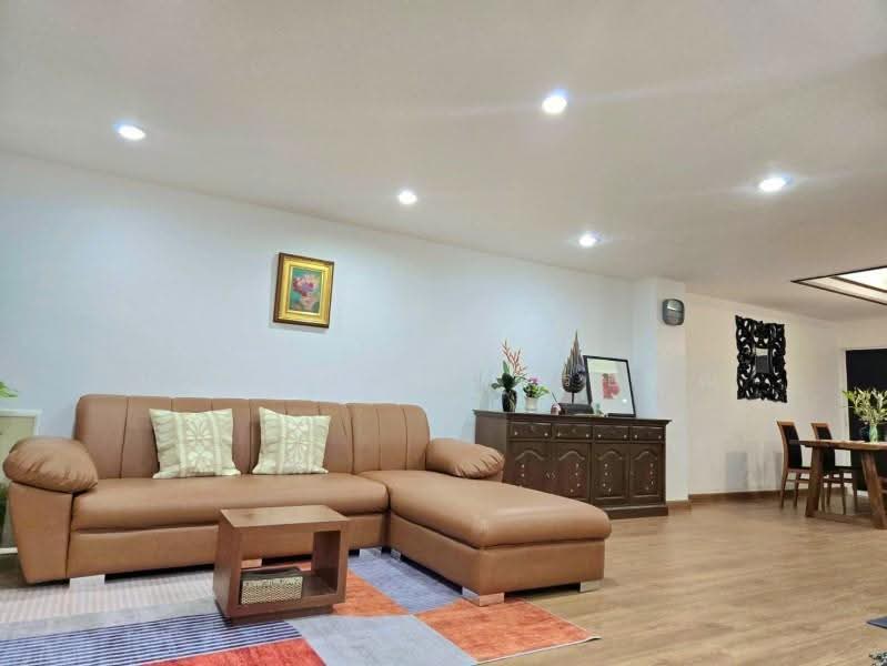 ไม่พบโครงการ, Bangkok, ประชาชื่น, Chatuchak, Bangkok, 4 Bedrooms, 360 sqm, Townhouse For Rent, by ณัฐพงศ์ สุนทรอรุณ, 500634438 - DDproperty.com