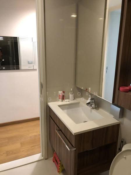 Via 31, Bangkok, Soi Sukhumvit 31, Khlong Tan Nua, Watthana, Bangkok, 2 Bedrooms, 71 sqm, Condo For Rent, by Pattaporn Yongsungnone, 500634466 - DDproperty.com