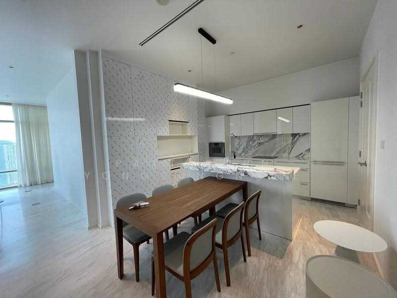 Four Seasons Private Residences : โฟร์ ซีซั่นส์ ไพรเวท เรสสิเด้นซ์, กรุงเทพ, 300 ถนนเจริญกรุง, ยานนาวา, สาทร, กรุงเทพ, 130 ตร.ม., คอนโด ให้เช่า, โดย Pattaporn Yongsungnone, 500634473 - DDproperty.com