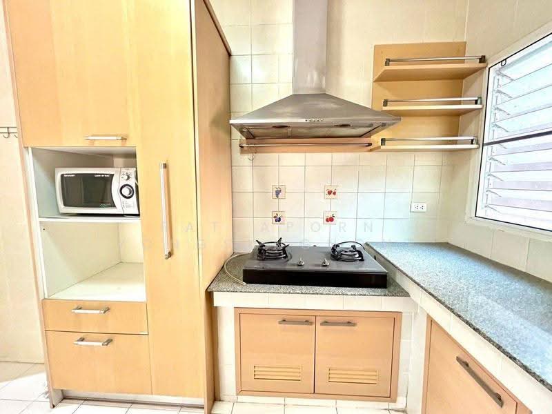 3-BR House, Bangkok, Khan Na Yao, Bangkok, 3 Bedrooms, 180 sqm, Single Detached House For Rent, by Pattaporn Yongsungnone, 500634474 - DDproperty.com