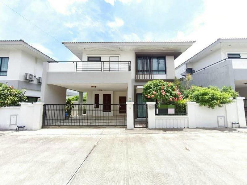 ให้เช่าคอนโด เดอะคอมพลีท ศรีราชา, Chon Buri (Pattaya), Surasak, Si Racha, Chon Buri (Pattaya), 3 Bedrooms, 180 sqm, Single Detached House For Rent, by Dusit Saengfa, 500634483 - DDproperty.com