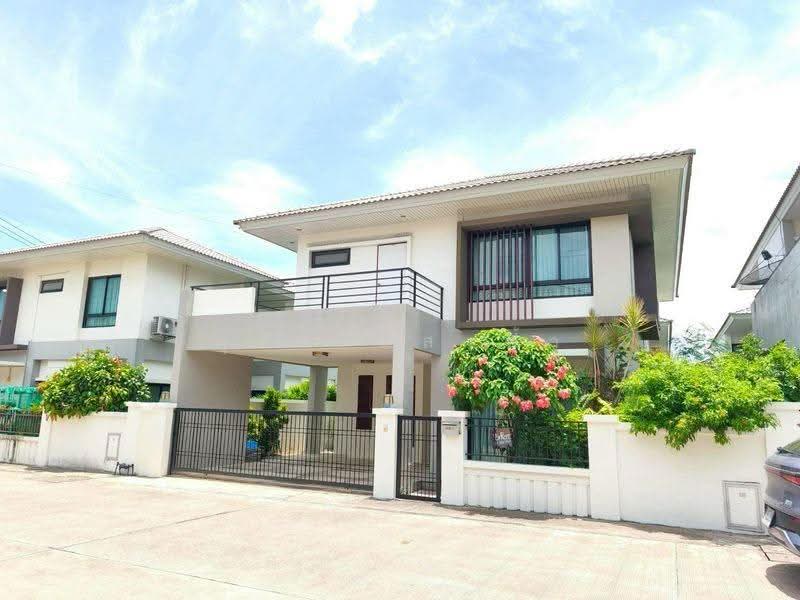 ให้เช่าคอนโด เดอะคอมพลีท ศรีราชา, Chon Buri (Pattaya), Surasak, Si Racha, Chon Buri (Pattaya), 3 Bedrooms, 180 sqm, Single Detached House For Rent, by Dusit Saengfa, 500634483 - DDproperty.com