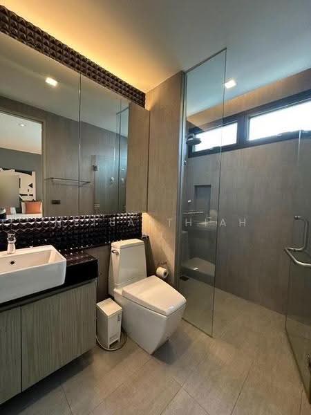 Townhouse Sukhumvit 39 Soi Phrom Phan, Bangkok, ซอยสุขุมวิท 39 (พร้อมพันธุ์), Khlong Tan Nua, Watthana, Bangkok, 3 Bedrooms, 220 sqm, Townhouse For Rent, by Netsanthiah Ai, 500634484 - DDproperty.com