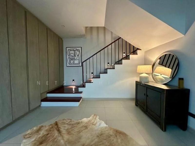 Townhouse Sukhumvit 39 Soi Phrom Phan, Bangkok, ซอยสุขุมวิท 39 (พร้อมพันธุ์), Khlong Tan Nua, Watthana, Bangkok, 3 Bedrooms, 220 sqm, Townhouse For Rent, by Netsanthiah Ai, 500634484 - DDproperty.com