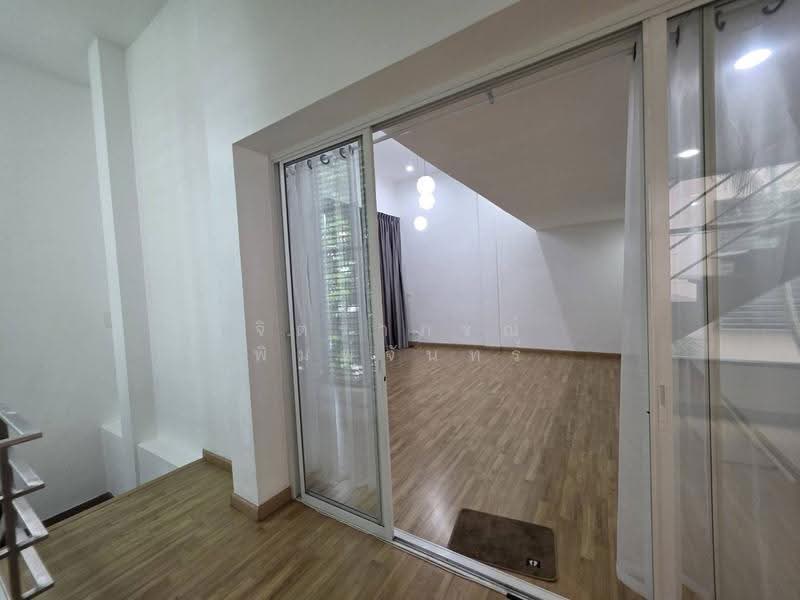 The Zenith Wang Thonglang, Bangkok, Soi Rojanamin, Wang Thonglang, Bangkok, 4 Bedrooms, 500 sqm, Single Detached House For Rent, by จิตราภรณ์ พิมพ์จันทร์, 500634521 - DDproperty.com