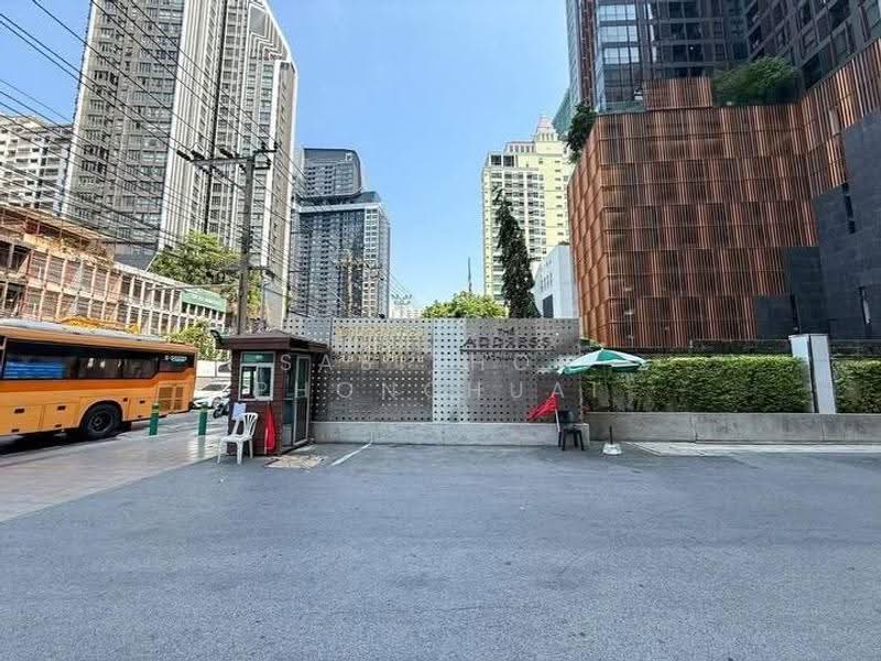 Baan Klang Krung Siam-Pathumwan, Bangkok, Petchburi Road, Thanon Phetchaburi, Ratchathewi, Bangkok, 2 Bedrooms, 85 sqm, Condo For Rent, by Sasithon Phonchuai, 500634525 - DDproperty.com