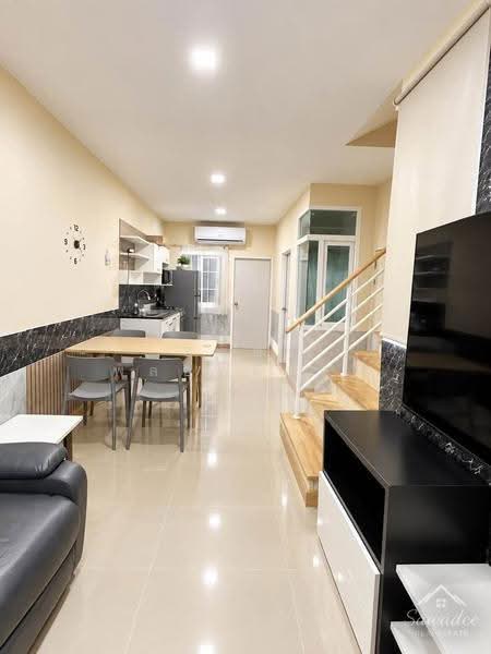 โกลเด้น ทาวน์ พระราม 9 - กรุงเทพกรีฑา, Bangkok, Thap Chang, Saphan Sung, Bangkok, 3 Bedrooms, 100 sqm, Townhouse For Rent, by Adisorn Ploymeerassamee, 500634527 - DDproperty.com