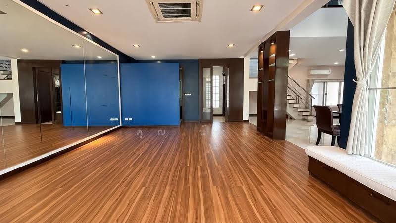 Pet-Friendly 2-Story House in Nak Nivas, Bangkok, Lat Phrao, Bangkok, 2 Bedrooms, 450 sqm, Single Detached House For Rent, by คุณ น๊อก, 500634534 - DDproperty.com