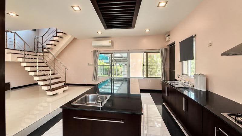 Pet-Friendly 2-Story House in Nak Nivas, Bangkok, Lat Phrao, Bangkok, 2 Bedrooms, 450 sqm, Single Detached House For Rent, by คุณ น๊อก, 500634534 - DDproperty.com