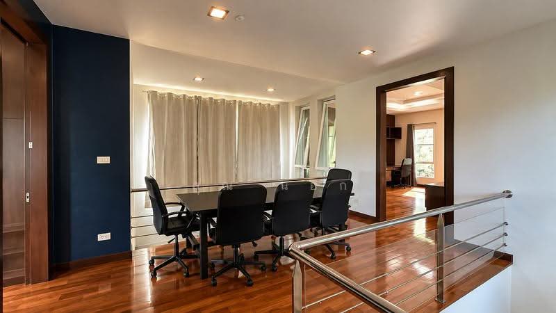 Pet-Friendly 2-Story House in Nak Nivas, Bangkok, Lat Phrao, Bangkok, 2 Bedrooms, 450 sqm, Single Detached House For Rent, by คุณ น๊อก, 500634534 - DDproperty.com