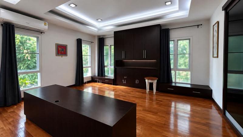 Pet-Friendly 2-Story House in Nak Nivas, Bangkok, Lat Phrao, Bangkok, 2 Bedrooms, 450 sqm, Single Detached House For Rent, by คุณ น๊อก, 500634534 - DDproperty.com