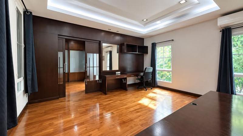 Pet-Friendly 2-Story House in Nak Nivas, Bangkok, Lat Phrao, Bangkok, 2 Bedrooms, 450 sqm, Single Detached House For Rent, by คุณ น๊อก, 500634534 - DDproperty.com