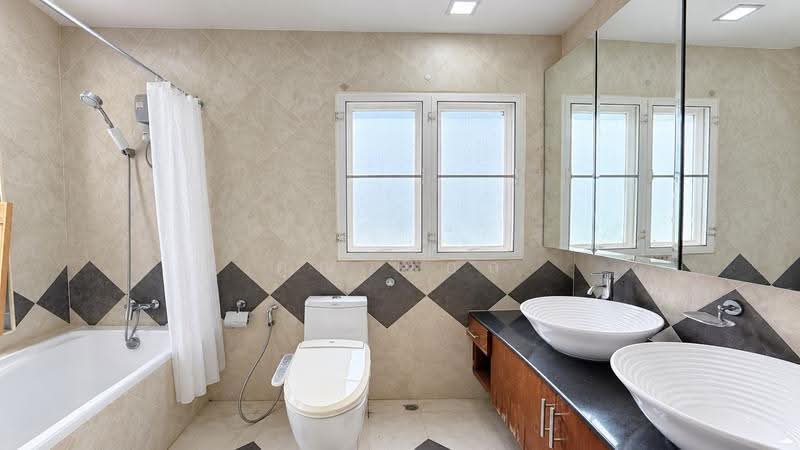 Pet-Friendly 2-Story House in Nak Nivas, Bangkok, Lat Phrao, Bangkok, 2 Bedrooms, 450 sqm, Single Detached House For Rent, by คุณ น๊อก, 500634534 - DDproperty.com