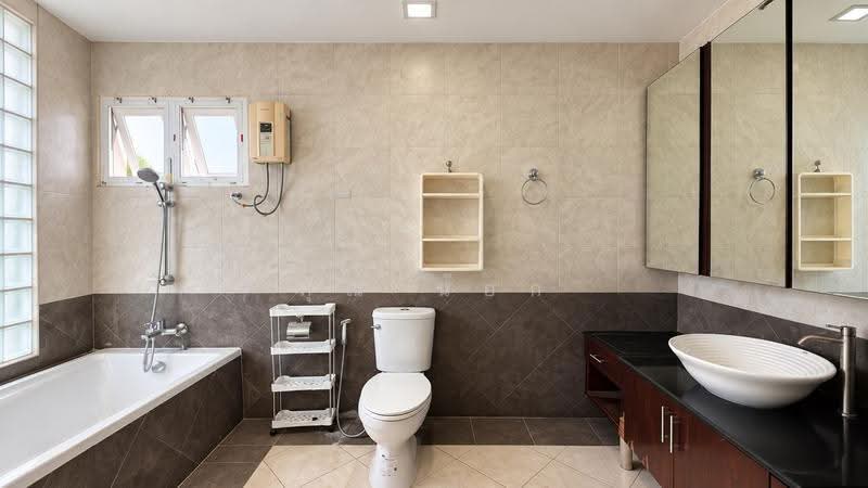 บ้านเดี่ยว 2 ชั้น ย่านนาคนิวาส จอดรถ 10 คัน, กรุงเทพ, ลาดพร้าว, กรุงเทพ, 450 ตร.ม., บ้านเดี่ยว ให้เช่า, โดย คุณ น๊อก, 500634534 - DDproperty.com
