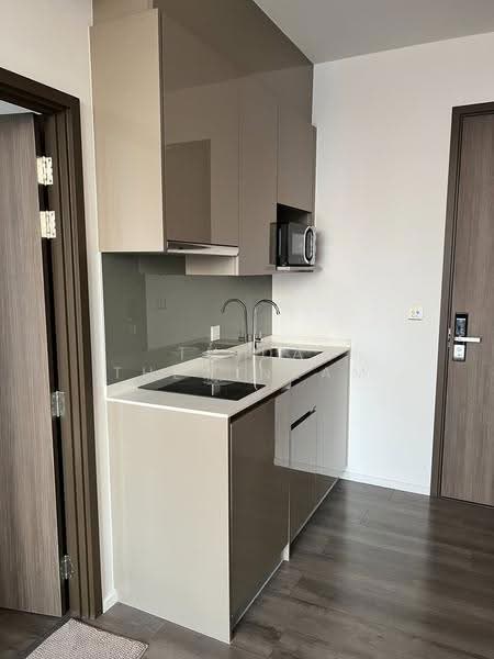 Whizdom Essence, Bangkok, 5 Piyabutr 1 Alley, Bang Chak, Phra Khanong, Bangkok, 1 Bedroom, 35 sqm, Condo For Rent, by Thida Thewinram, 500634538 - DDproperty.com