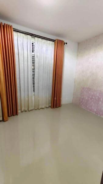 ให้เช่าทาวน์โฮม ม.ร่มไม้2 บ่อวิน ศรีราชา, Chon Buri (Pattaya), Bo Win, Si Racha, Chon Buri (Pattaya), 3 Bedrooms, 80 sqm, Townhouse For Rent, by Dusit Saengfa, 500634552 - DDproperty.com