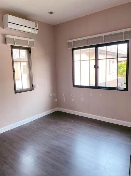 Bangkok Boulevard Sathorn-Pinklao 2, Nonthaburi, Bang Kruai-Chong Thanom Road, Mahasawat, Bang Kruai, Nonthaburi, 4 Bedrooms, 248 sqm, Single Detached House For Rent, by ปรินทร์ญาดา ชิณโชติ, 500634555 - DDproperty.com